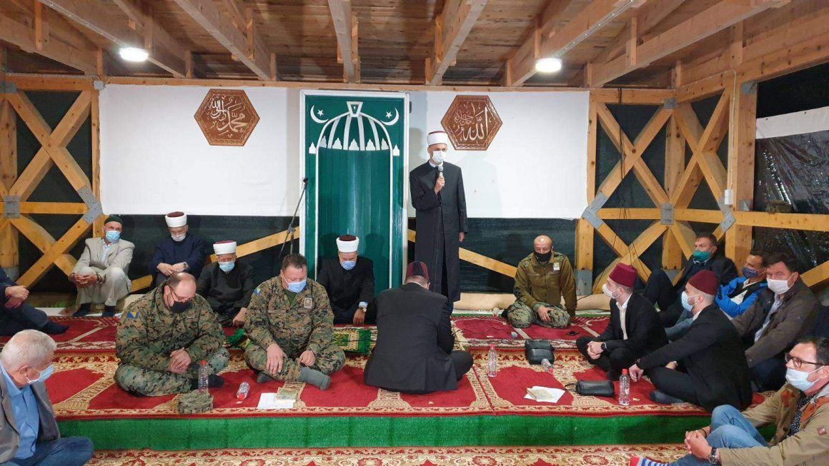 Glavni-imam-MIZ-Sarajevo-dr.-Abdulgafar-Velić-1160x653.jpg